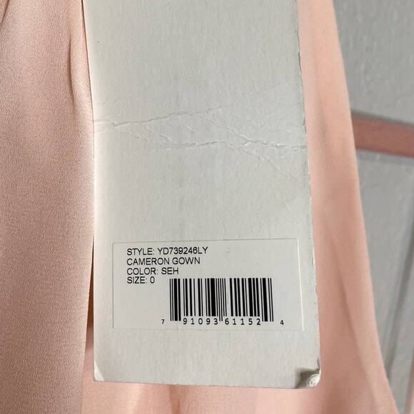 Likely Cameron Gown 0 - Picture 7 of 12